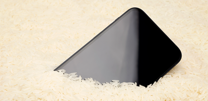 dry rice with a Phone